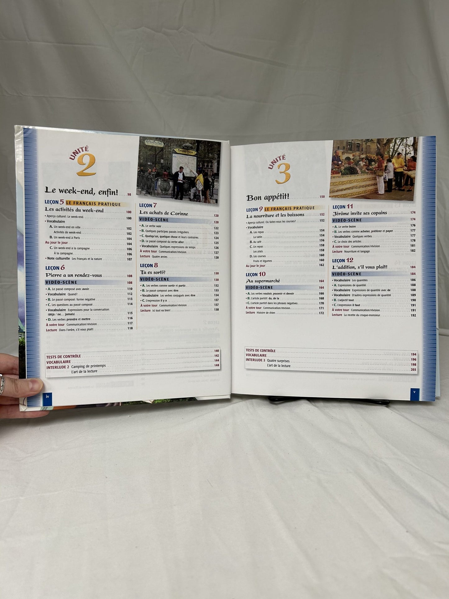 Discovering French Nouveau! Blanc 2 Textbook