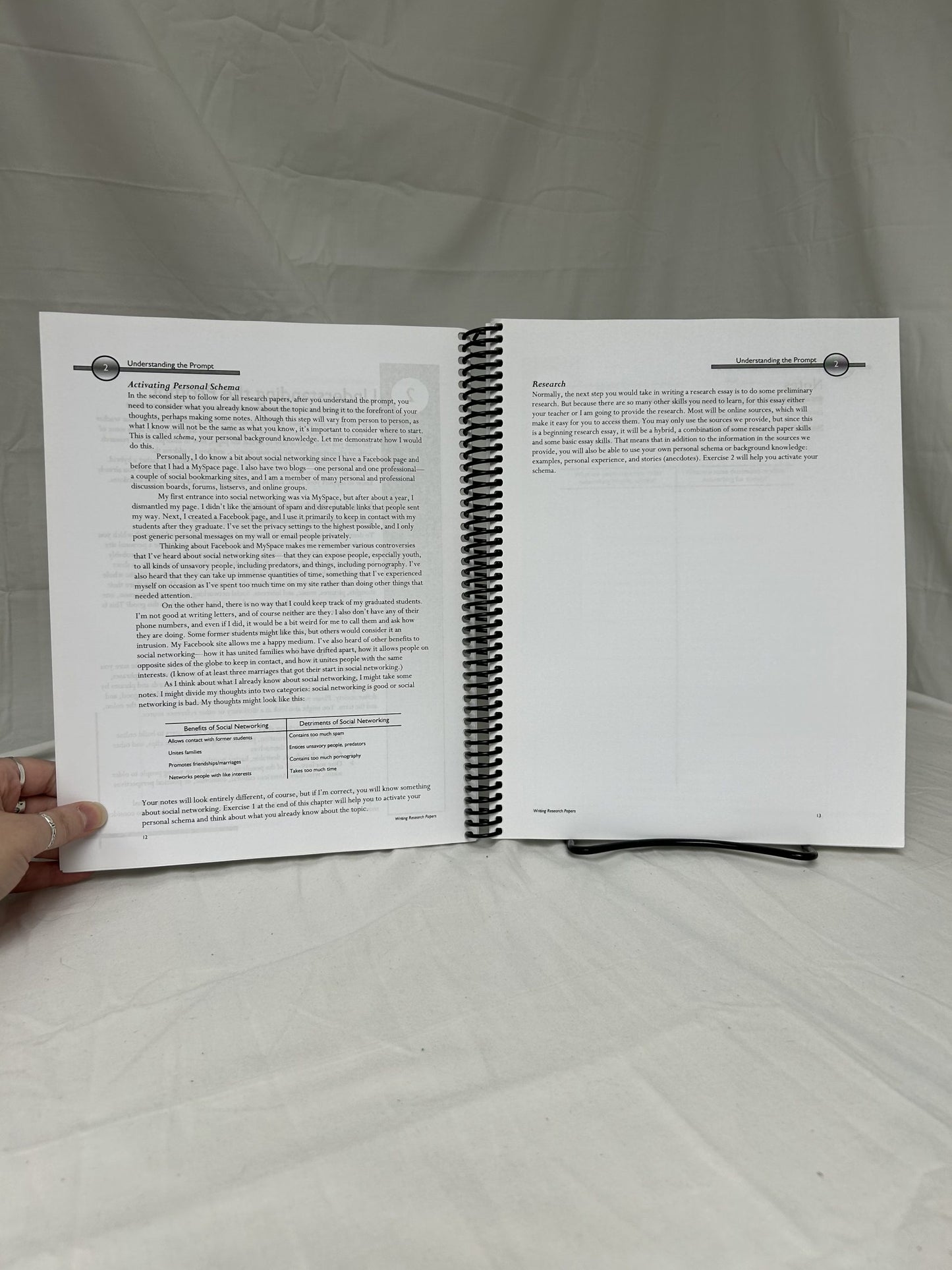 Writing Research Papers: The Essential Tools - Set of 2