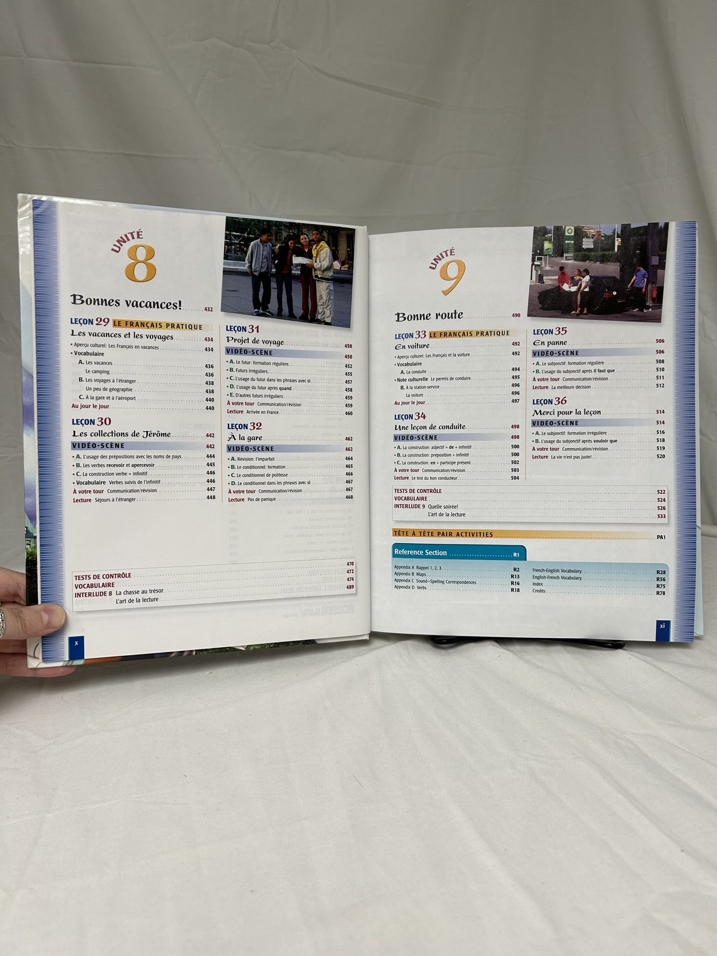 Discovering French Nouveau! Blanc 2 Textbook