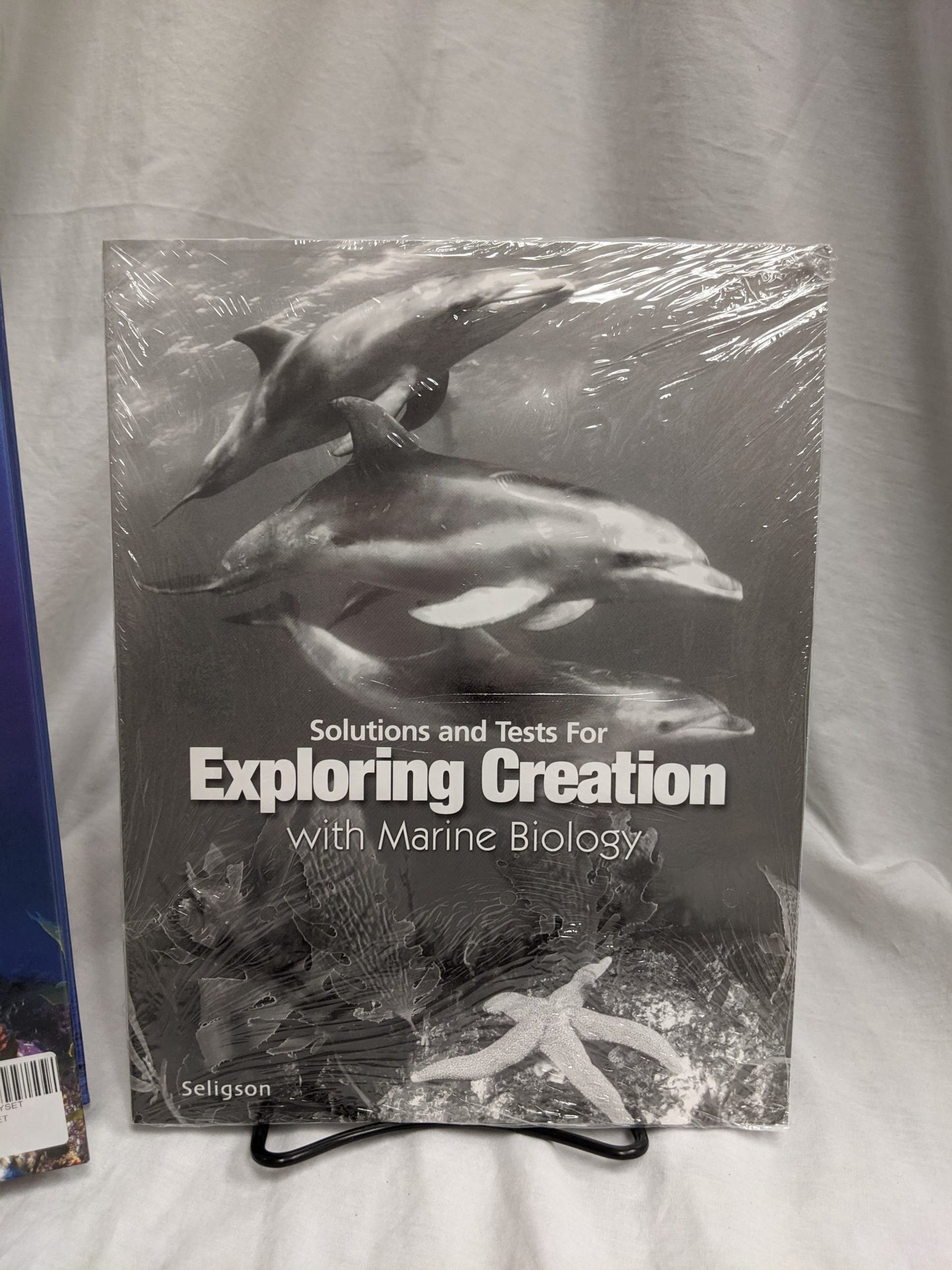 Exploring Creation with Marine Biology (1st Ed.) Set of 2