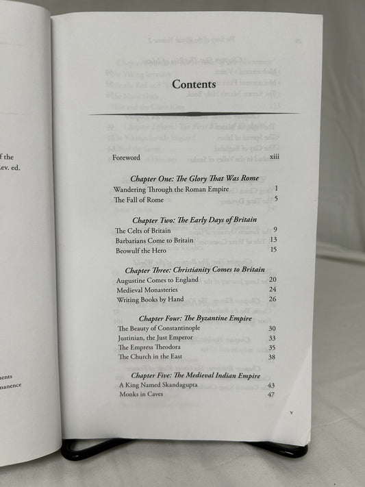 The Story of the World Volume 2 Textbook (Revised Edition)