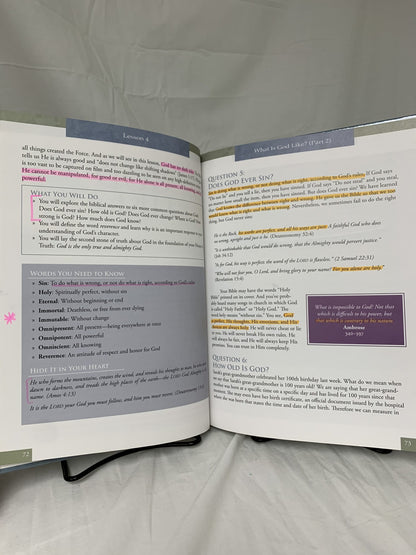 Who Is God? (Junior) Set of 3 (Annotating)
