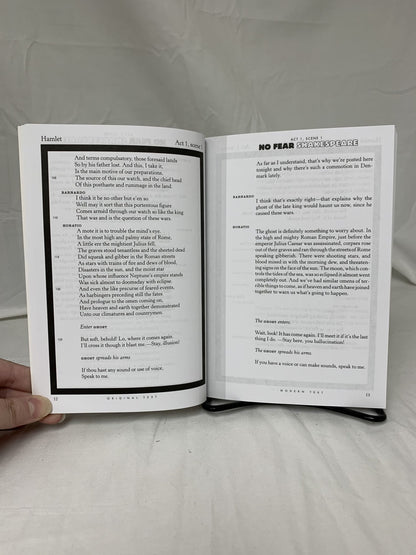 Hamlet (No Fear Shakespeare)