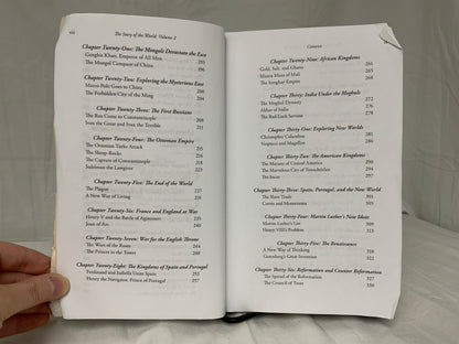 The Story of the World Volume 2 Textbook (Revised Edition)